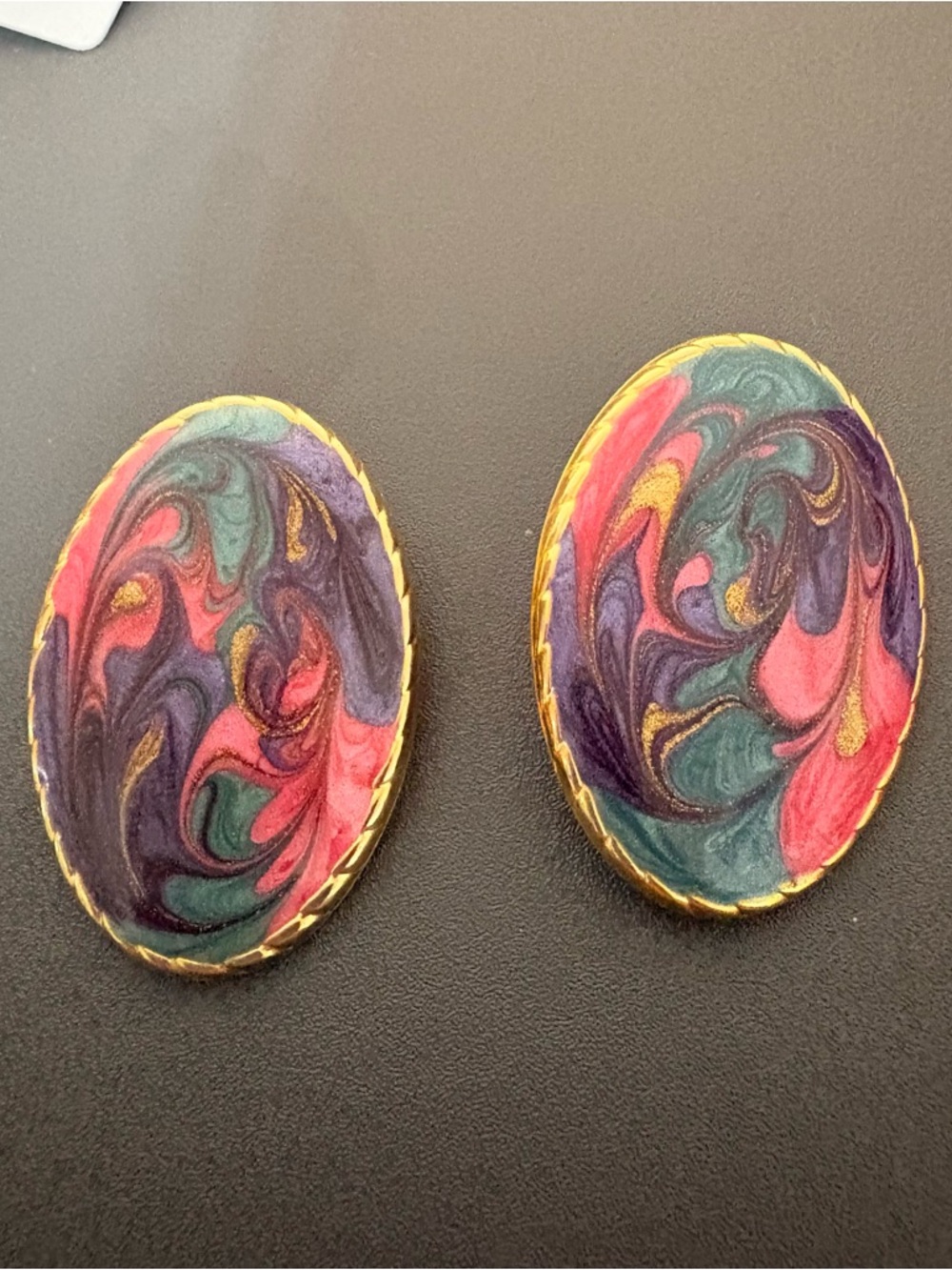 Multicolor Swirl Oval Statement clip on Earrings - Women Jewelry - Picture 5 of 8